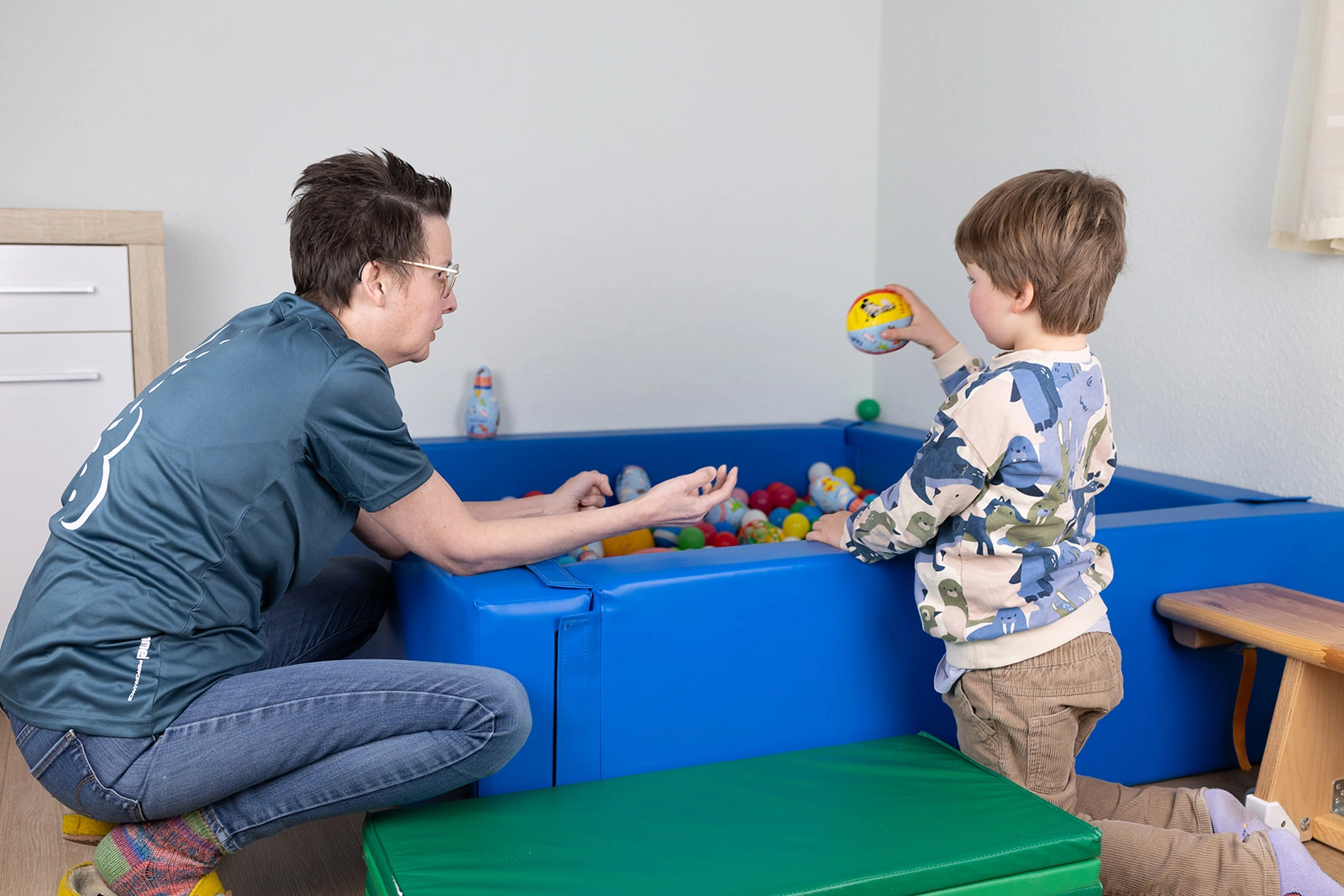 KG ZNS für Kinder und Erwachsene im PhysioTeam HB in Bad Fallingbostel.